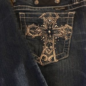 Miss Me skinny 31x32